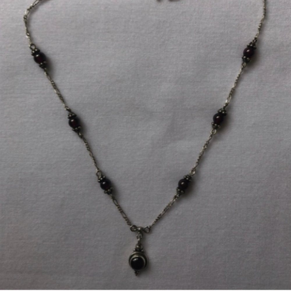 Vintage Sterling Silver Garnet Necklace.SOLD. - Picture 4 of 4